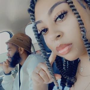 Meet your Posher, Donyale